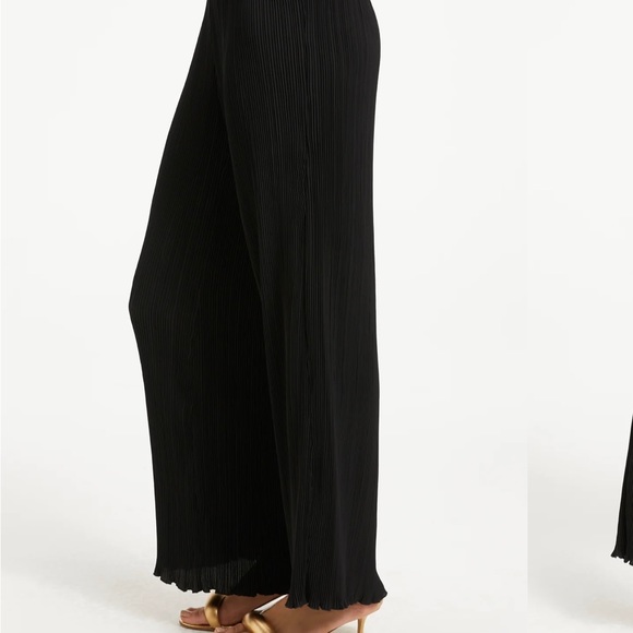 NWT Good American Always Fits Plissé Pants - Picture 6 of 6